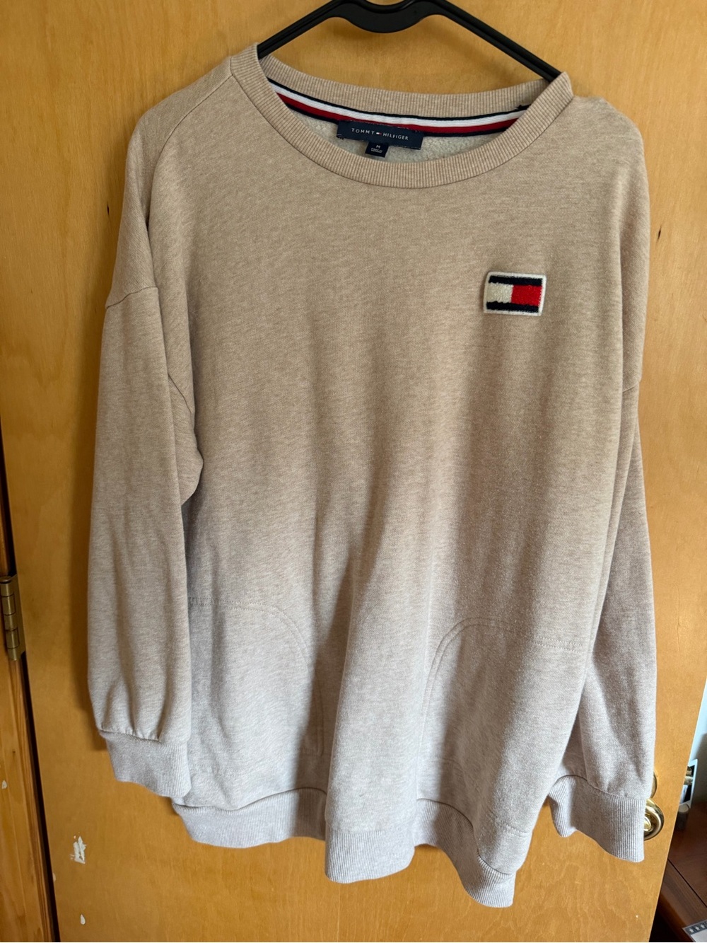 Tommy Hilfiger Men's Beige/Cream Crewneck Sweatshirt with Logo Patch
